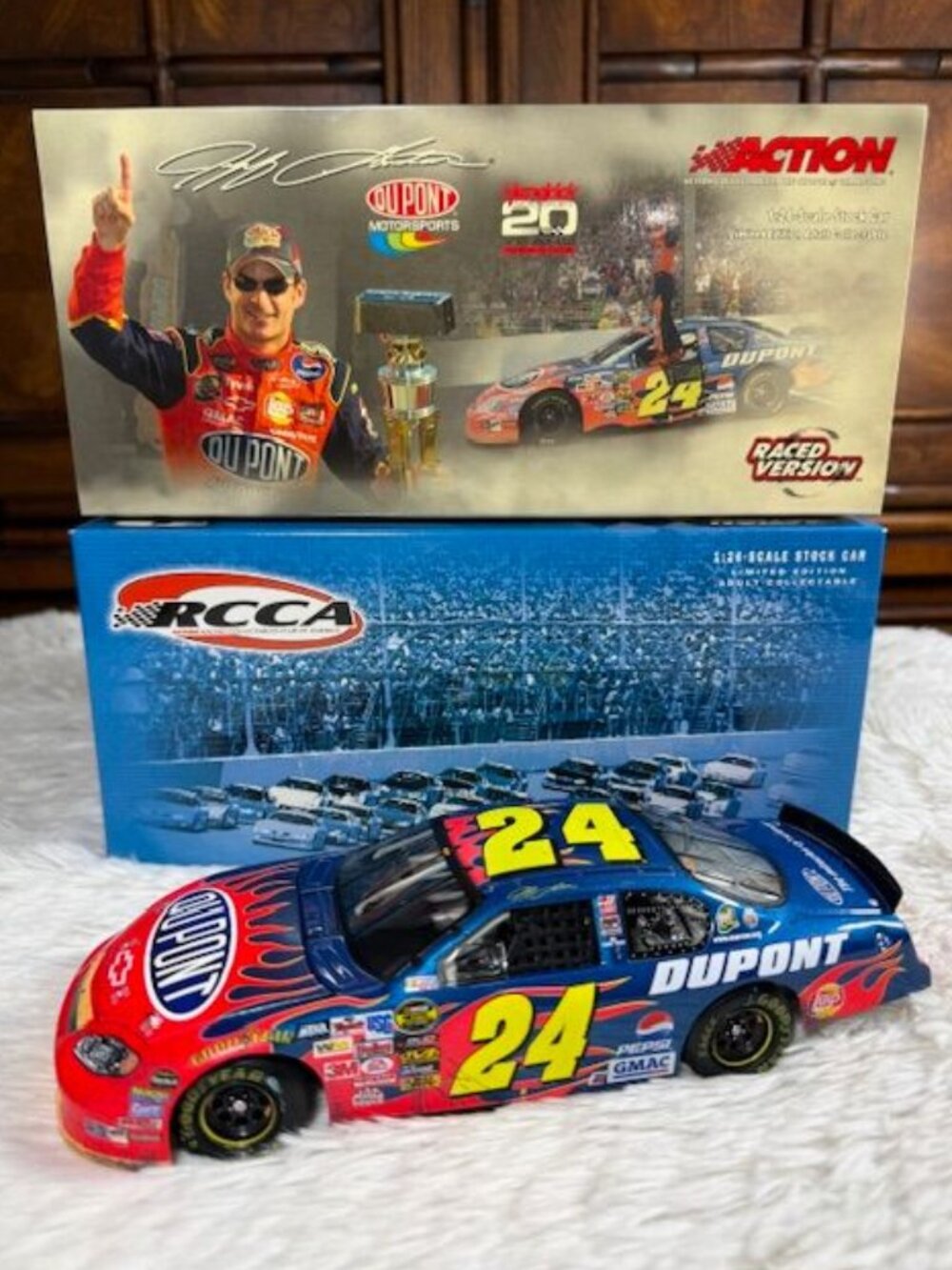 Vintage Jeff Gordon #24 DuPont Brickyard 400 Raced Win Version 2004 Monte Carlo